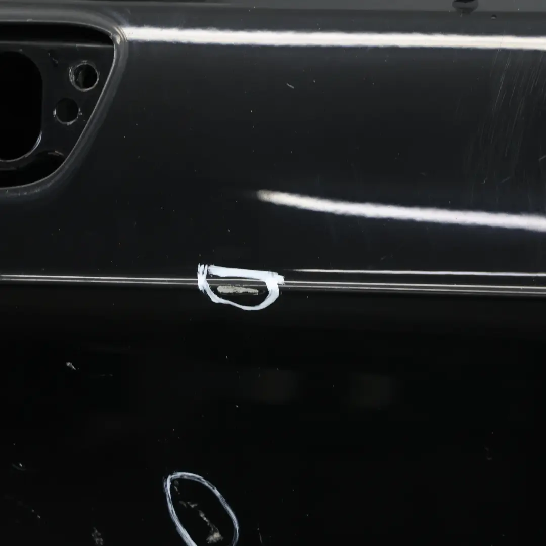 Droite 3-Portes Variante Brilliant Noir Métallisé - Y9B pour Audi A3 8V Porte Avant à propos du numéro de pièce 8V3831052C Audi A3 8V Porte Avant Droite 3-Portes Variante Brilliant Noir Métallisé - Y9B - SKU 8V3831052C-BBL - Numéro de pièce 8V3831052C