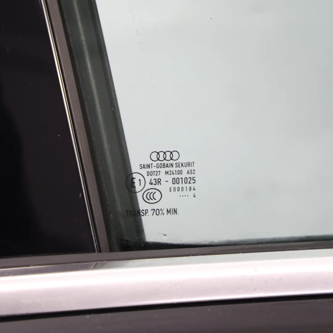 Droite 3-Portes Variante Brilliant Noir Métallisé - Y9B pour Audi A3 8V Porte Avant à propos du numéro de pièce 8V3831052C Audi A3 8V Porte Avant Droite 3-Portes Variante Brilliant Noir Métallisé - Y9B - SKU 8V3831052C-BBL - Numéro de pièce 8V3831052C