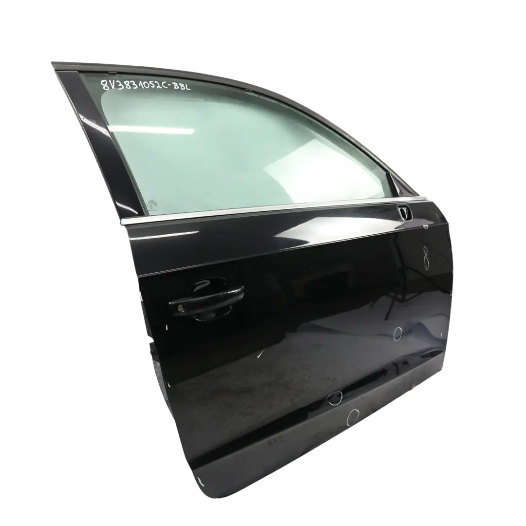 Puerta Delantera Derecha 3-Puerta Variante Brilliant Black Negro Y9B para Audi A3 8V con número de pieza 8V3831052C Audi A3 8V Puerta Delantera Derecha 3-Puerta Variante Brilliant Black Negro Y9B - SKU 8V3831052C-BBL - Número de pieza 8V3831052C