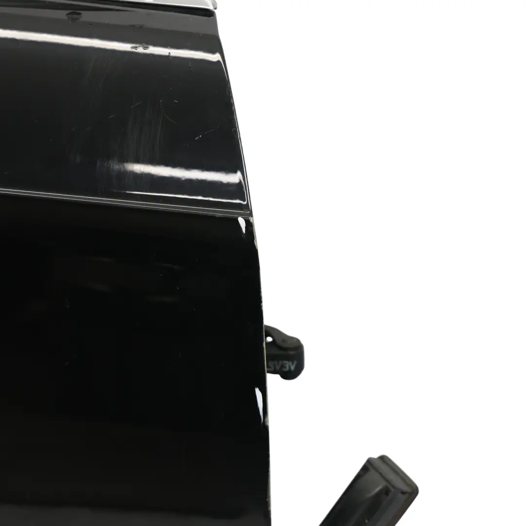 Droite 3-Portes Variante Brilliant Noir Métallisé - Y9B pour Audi A3 8V Porte Avant à propos du numéro de pièce 8V3831052C Audi A3 8V Porte Avant Droite 3-Portes Variante Brilliant Noir Métallisé - Y9B - SKU 8V3831052C-BBL - Numéro de pièce 8V3831052C