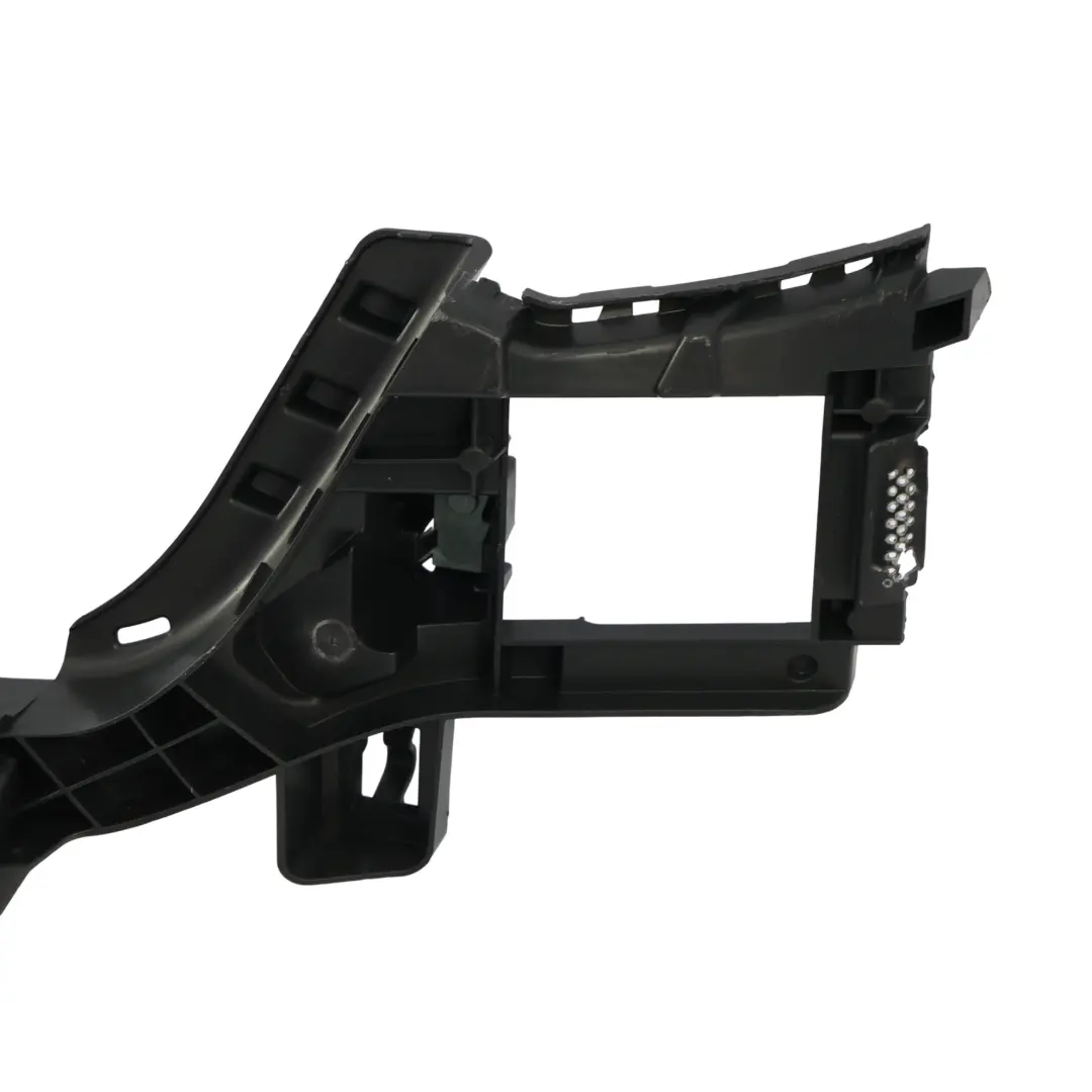 Soporte Montaje Parachoques Trasero Central para Audi S3 8V con número de pieza 8V4807385B Audi S3 8V Soporte Montaje Parachoques Trasero Central - SKU 8V4807385B - Número de pieza 8V4807385B