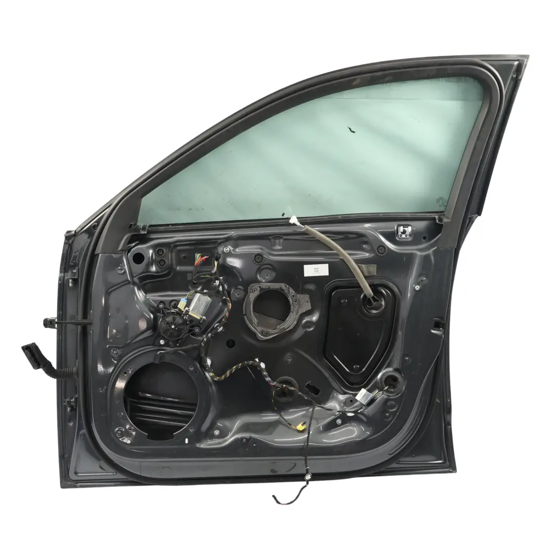 Audi A3 8V Sportback Door Front Right O/S Daytona Grey Pearl Effect - Z7S - SKU 8V4831052E-DGR - Part number 8V4831052E