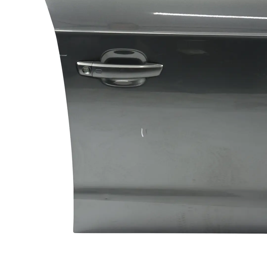 Sportback Puerta Delantera Derecha Daytona Grey Gris Perla - Z7S para Audi A3 8V con número de pieza 8V4831052E Audi A3 8V Sportback Puerta Delantera Derecha Daytona Grey Gris Perla - Z7S - SKU 8V4831052E-DGR - Número de pieza 8V4831052E