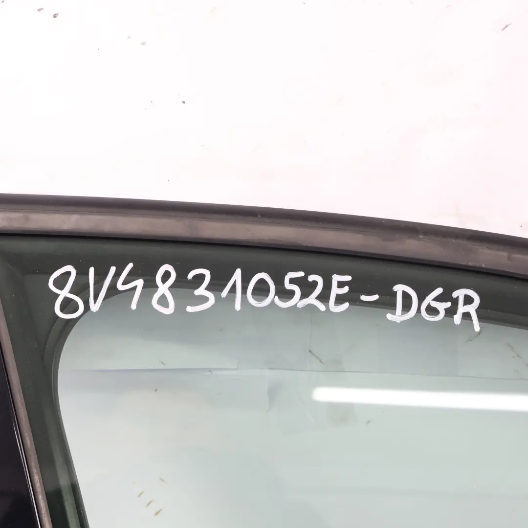 Audi A3 8V Sportback Porte Avant Droite Daytona Grey Gris Nacré - Z7S - SKU 8V4831052E-DGR - Numéro de pièce 8V4831052E