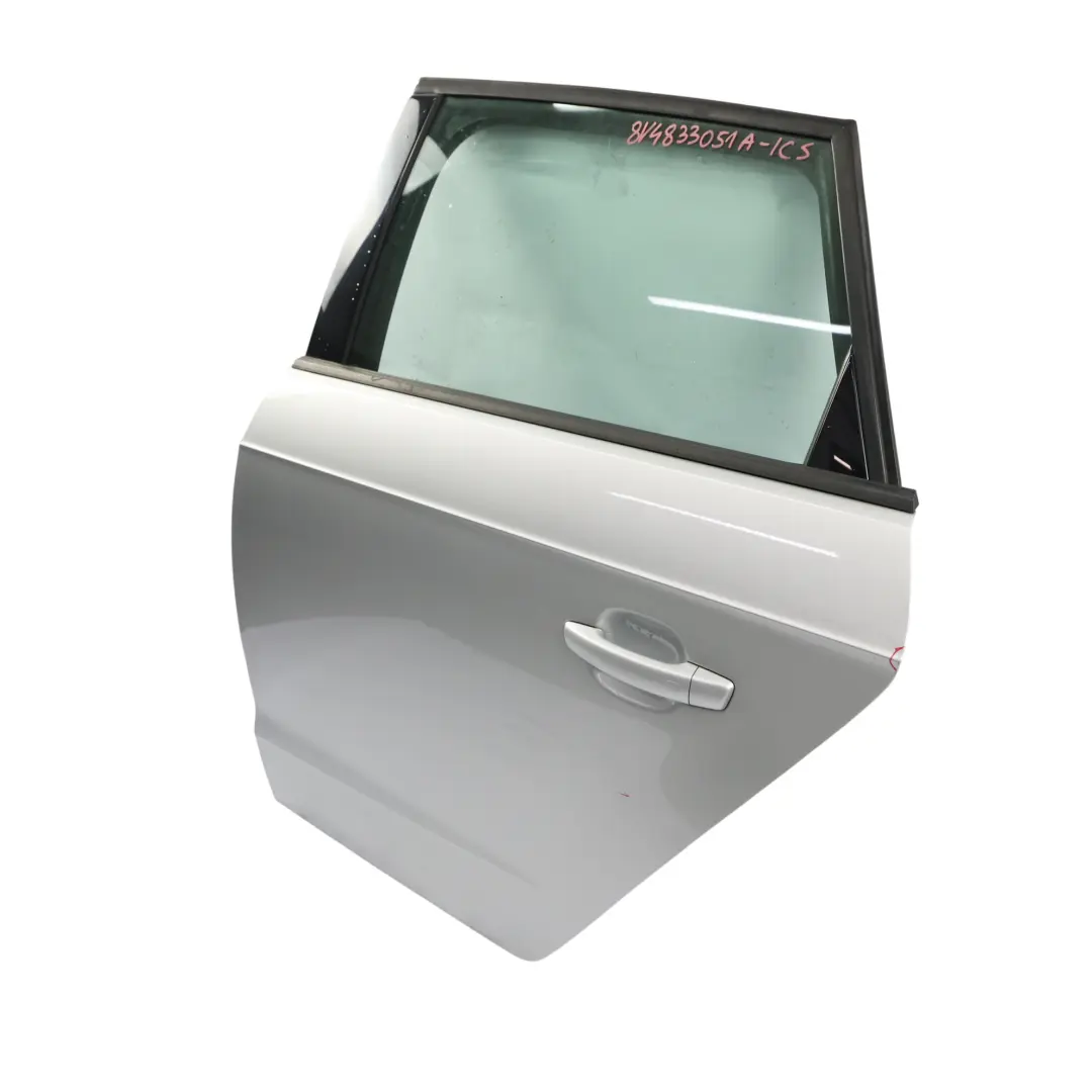 Sportback Porta Posteriore Sinistra Ice Silver Metallic Argento - X7W per Audi A3 8V con numero di parte 8V4833051A Audi A3 8V Sportback Porta Posteriore Sinistra Ice Silver Metallic Argento - X7W - SKU 8V4833051A-ICS - Numero di parte 8V4833051A