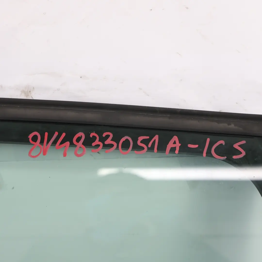 Sportback Tür Hinten Links Ice Silver Silber Metallic - X7W für Audi A3 8V mit Teilenummer 8V4833051A Audi A3 8V Sportback Tür Hinten Links Ice Silver Silber Metallic - X7W - SKU 8V4833051A-ICS - Teilenummer 8V4833051A