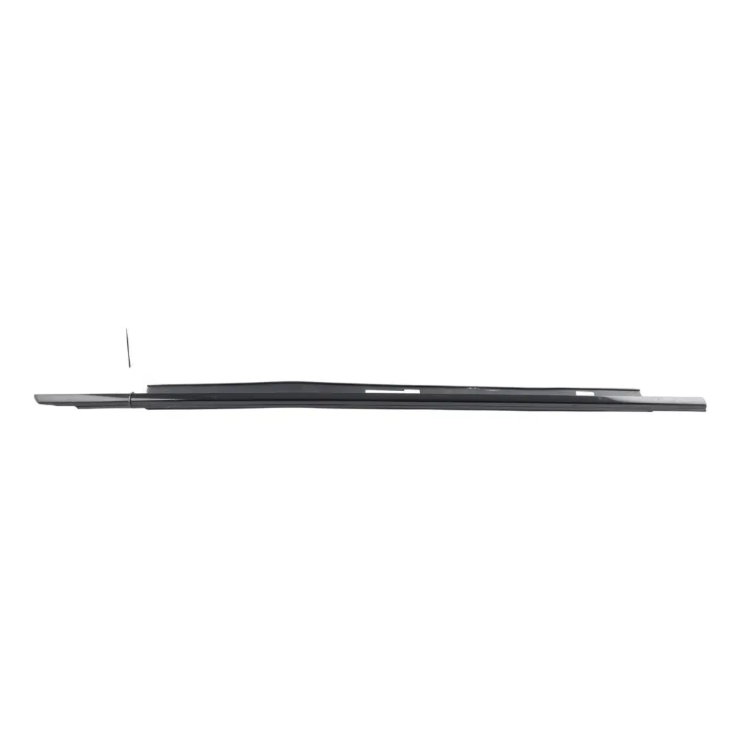 Junta Sellado Ventana Delantera Derecha Puerta para Audi RS3 8V A3 8V con número de pieza 8V4853284A Audi RS3 8V A3 8V Junta Sellado Ventana Delantera Derecha Puerta - SKU 8V4853284A - Número de pieza 8V4853284A