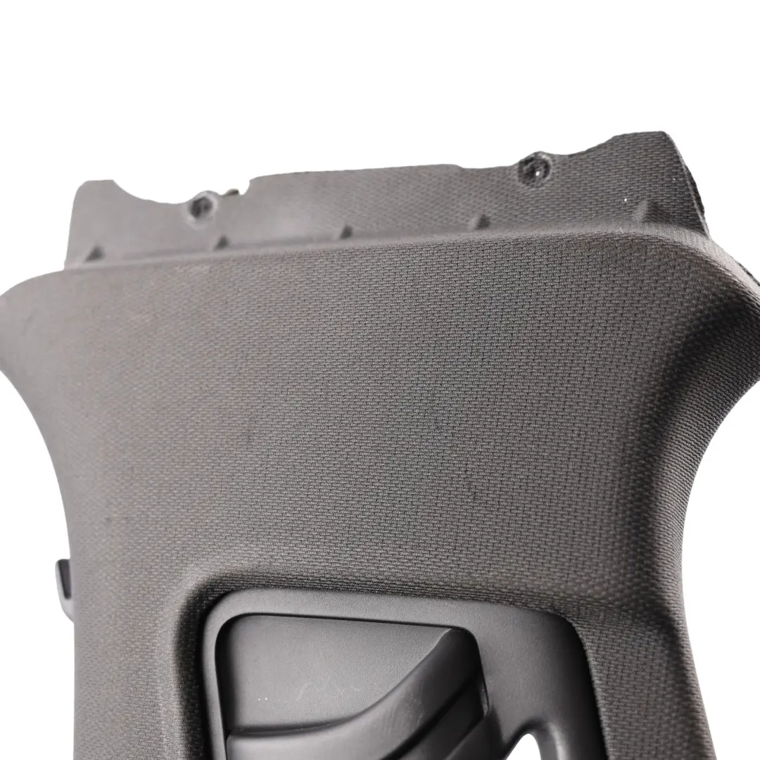 Pannello Di Copertura Montante B Superiore Nero per Audi A3 RS3 8V con numero di parte 8V4867243 Audi A3 RS3 8V Pannello Di Copertura Montante B Superiore Nero - SKU 8V4867243 - Numero di parte 8V4867243