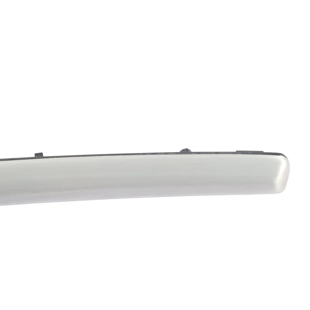Garniture Poignée Porte Arrière Droite Aluminium pour Audi A3 8V à propos du numéro de pièce 8V4867420 Audi A3 8V Garniture Poignée Porte Arrière Droite Aluminium - SKU 8V4867420 - Numéro de pièce 8V4867420