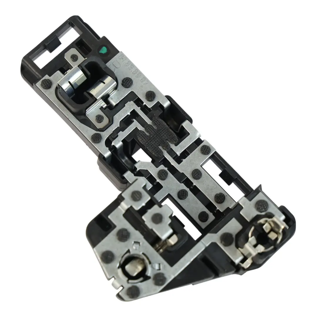 Audi A3 8V Support De Feu Arrière Droit - SKU 8V4945258A - Numéro de pièce 8V4945258A