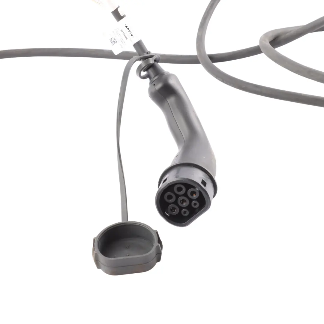 Charging Wiring Cable 32A to Audi Charger with Part number 8V4971675AN Audi Charger Charging Wiring Cable 32A - SKU 8V4971675AN - Part number 8V4971675AN