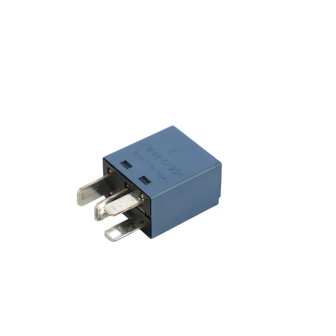 4-Pin FoMoCo Unit to Ford Fiesta Mk7 Relay with Part number 8V5T-14B192-AA Ford Fiesta Mk7 Relay 4-Pin FoMoCo Unit - SKU 8V5T-14B192-AA-1 - Part number 8V5T-14B192-AA