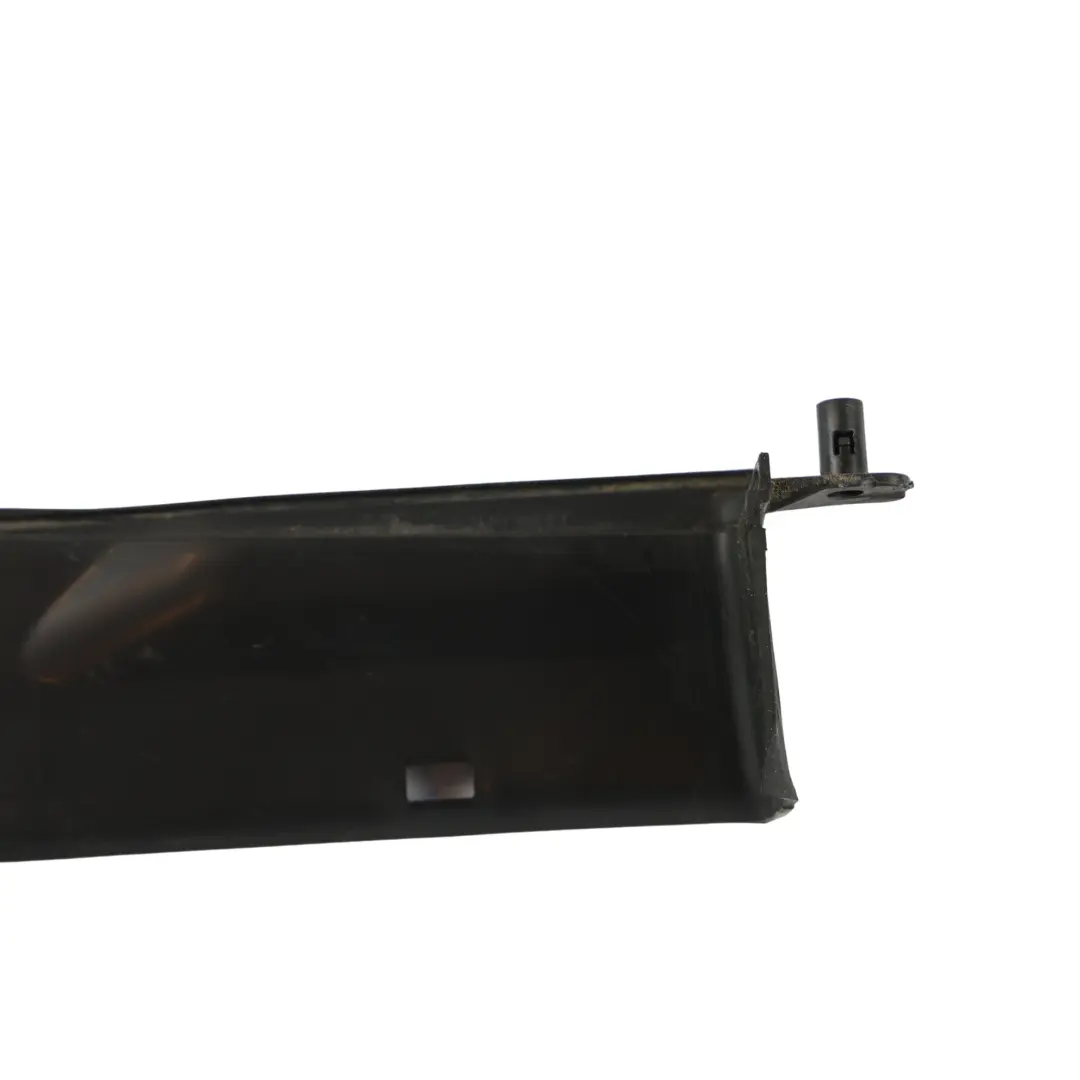 Audi A4 B9 A5 F5 Guide Panneau Conduit D'Admission D'Air Droit - SKU 8W0129617A - Numéro de pièce 8W0129617A