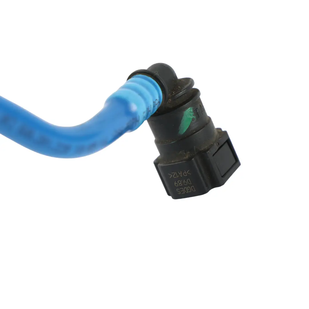 Manguera Tubo Línea Retorno Combustible para Audi A4 B9 A5 F5 con número de pieza 8W0201220 Audi A4 B9 A5 F5 Manguera Tubo Línea Retorno Combustible - SKU 8W0201220 - Número de pieza 8W0201220