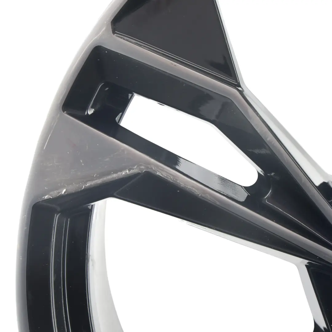 Jante Alliage Polygone 20" 9J ET:34 pour Audi A5 F5 à propos du numéro de pièce 8W0601025EQ Audi A5 F5 Jante Alliage Polygone 20" 9J ET:34 - SKU 8W0601025EQ-2 - Numéro de pièce 8W0601025EQ