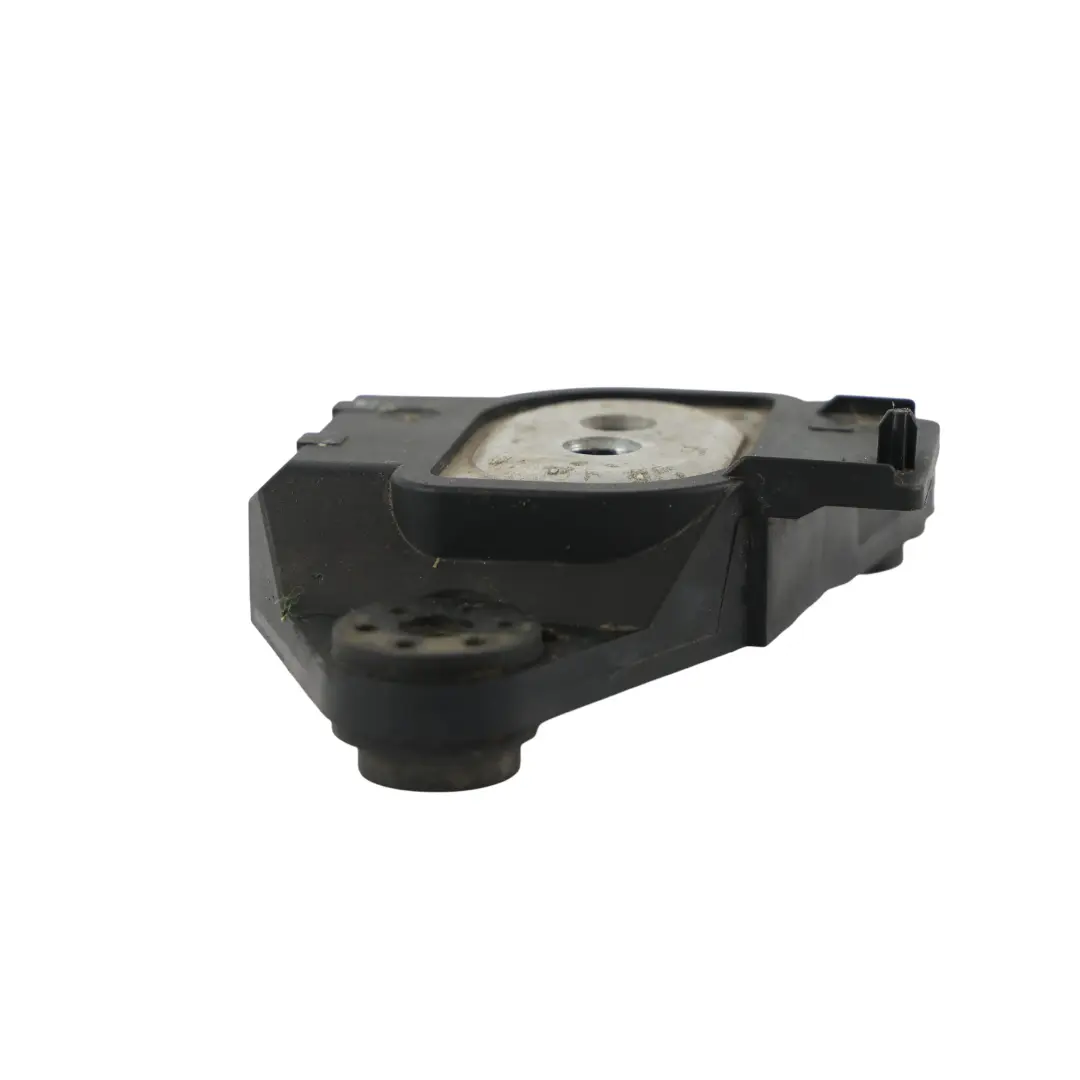 Uchwyt Mocowanie Wspornik Pompy ABS do Audi A4 B9 A5 F5 o numerze 8W0614235D Audi A4 B9 A5 F5 Uchwyt Mocowanie Wspornik Pompy ABS - SKU 8W0614235D - Numer Części 8W0614235D