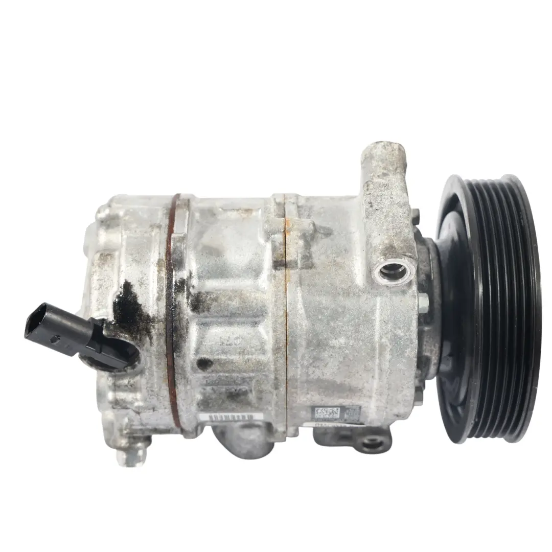 Condizionata Diesel per Audi A4 B9 A5 F5 Compressore Aria con numero di parte 8W0816803J Audi A4 B9 A5 F5 Compressore Aria Condizionata Diesel - SKU 8W0816803J - Numero di parte 8W0816803J