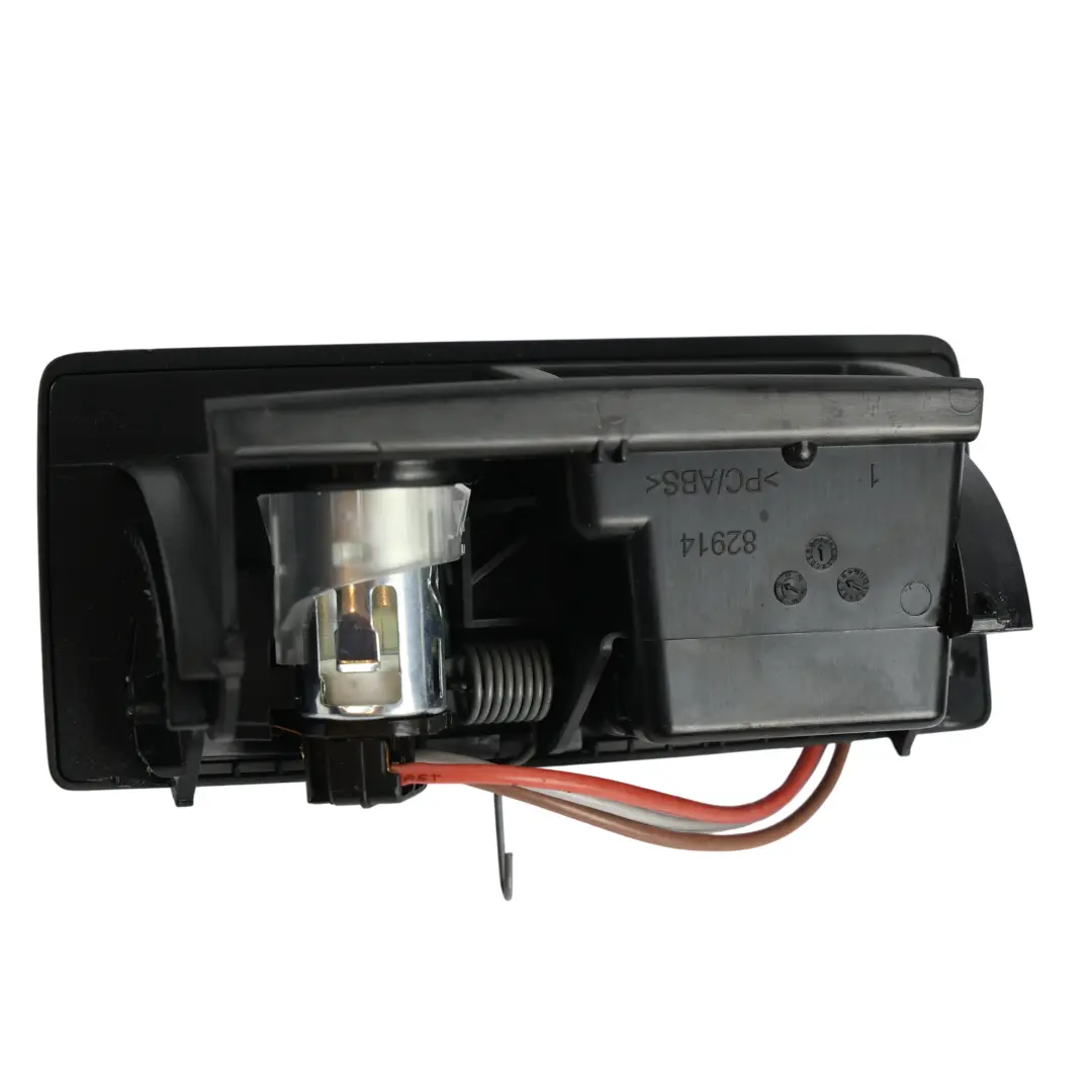 Cache Cendrier Arrière Console Centrale pour Audi S5 F5 à propos du numéro de pièce 8W0857952 Audi S5 F5 Cache Cendrier Arrière Console Centrale - SKU 8W0857952 - Numéro de pièce 8W0857952