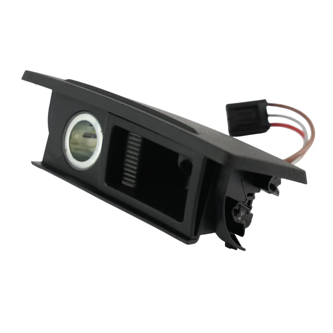 Cenicero Embellecedor Carcasa Consola Central Trasera para Audi S5 F5 con número de pieza 8W0857952 Audi S5 F5 Cenicero Embellecedor Carcasa Consola Central Trasera - SKU 8W0857952 - Número de pieza 8W0857952