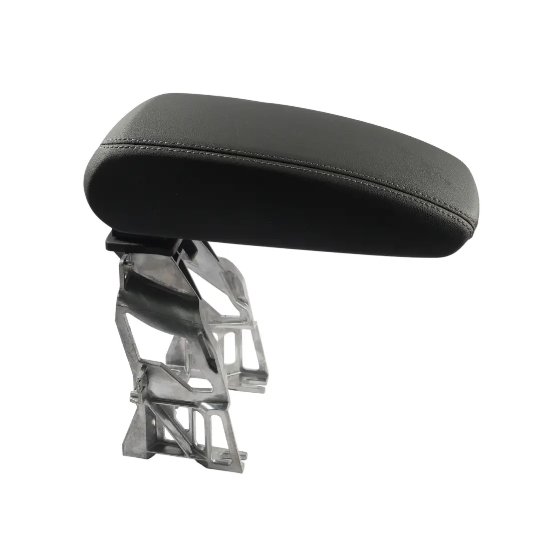 Bracciolo Console Centrale Pelle Cliff Grigio per Audi A4 B9 A5 F5 con numero di parte 8W0864207A Audi A4 B9 A5 F5 Bracciolo Console Centrale Pelle Cliff Grigio - SKU 8W0864207J-1 - Numero di parte 8W0864207A