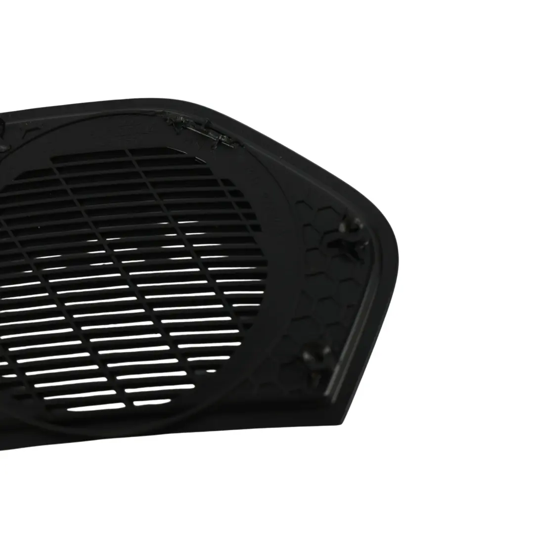 Osłona Głośnika Panel Ozdobny Przód Prawy do Audi S5 F5 o numerze 8W6035424 Audi S5 F5 Osłona Głośnika Panel Ozdobny Przód Prawy - SKU 8W6035424 - Numer Części 8W6035424