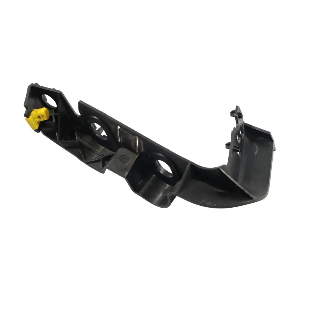 Supporto Guida Paraurti Anteriore Destro per Audi A5 S5 F5 con numero di parte 8W6807284 Audi A5 S5 F5 Supporto Guida Paraurti Anteriore Destro - SKU 8W6807284 - Numero di parte 8W6807284