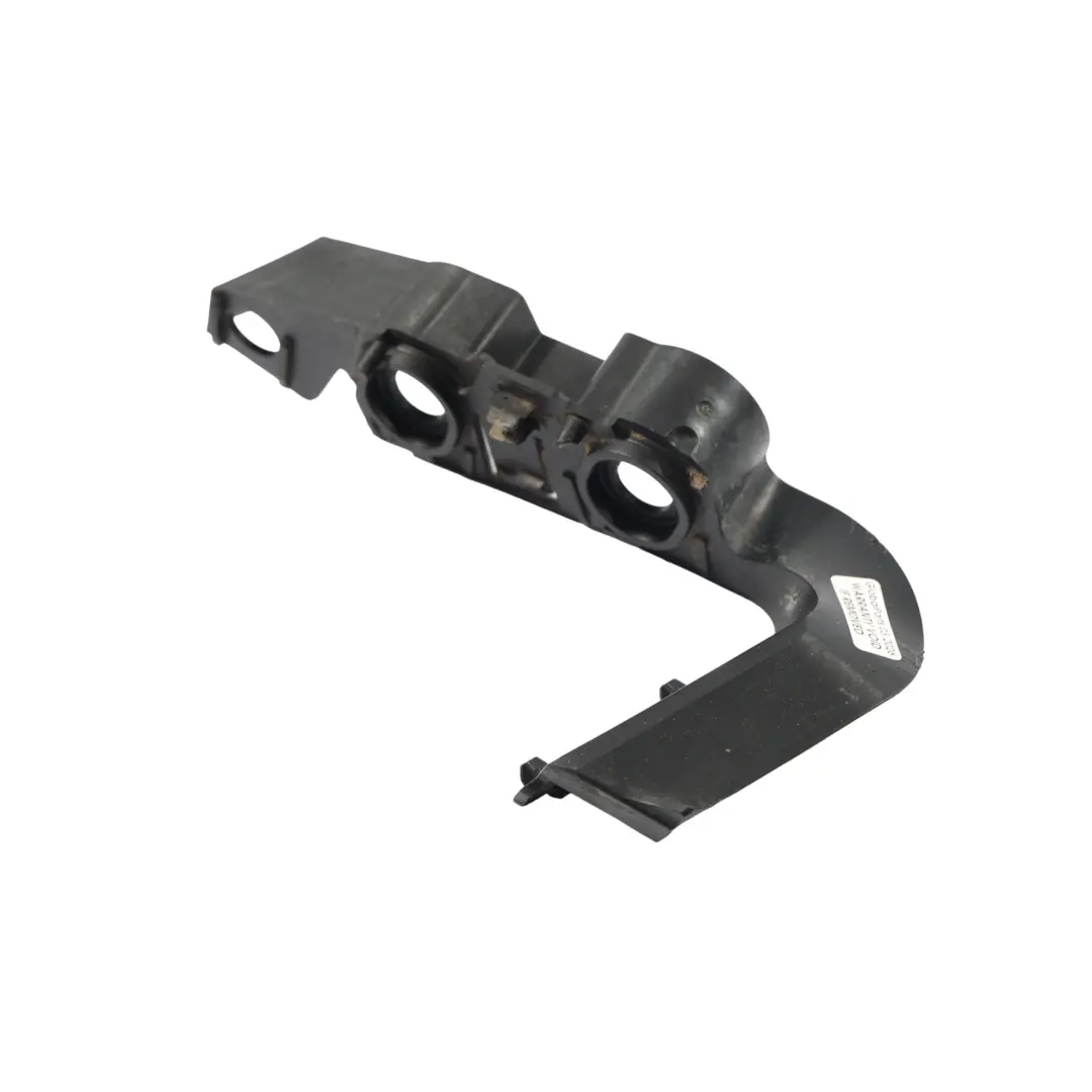 Supporto Guida Paraurti Anteriore Destro per Audi A5 S5 F5 con numero di parte 8W6807284 Audi A5 S5 F5 Supporto Guida Paraurti Anteriore Destro - SKU 8W6807284 - Numero di parte 8W6807284