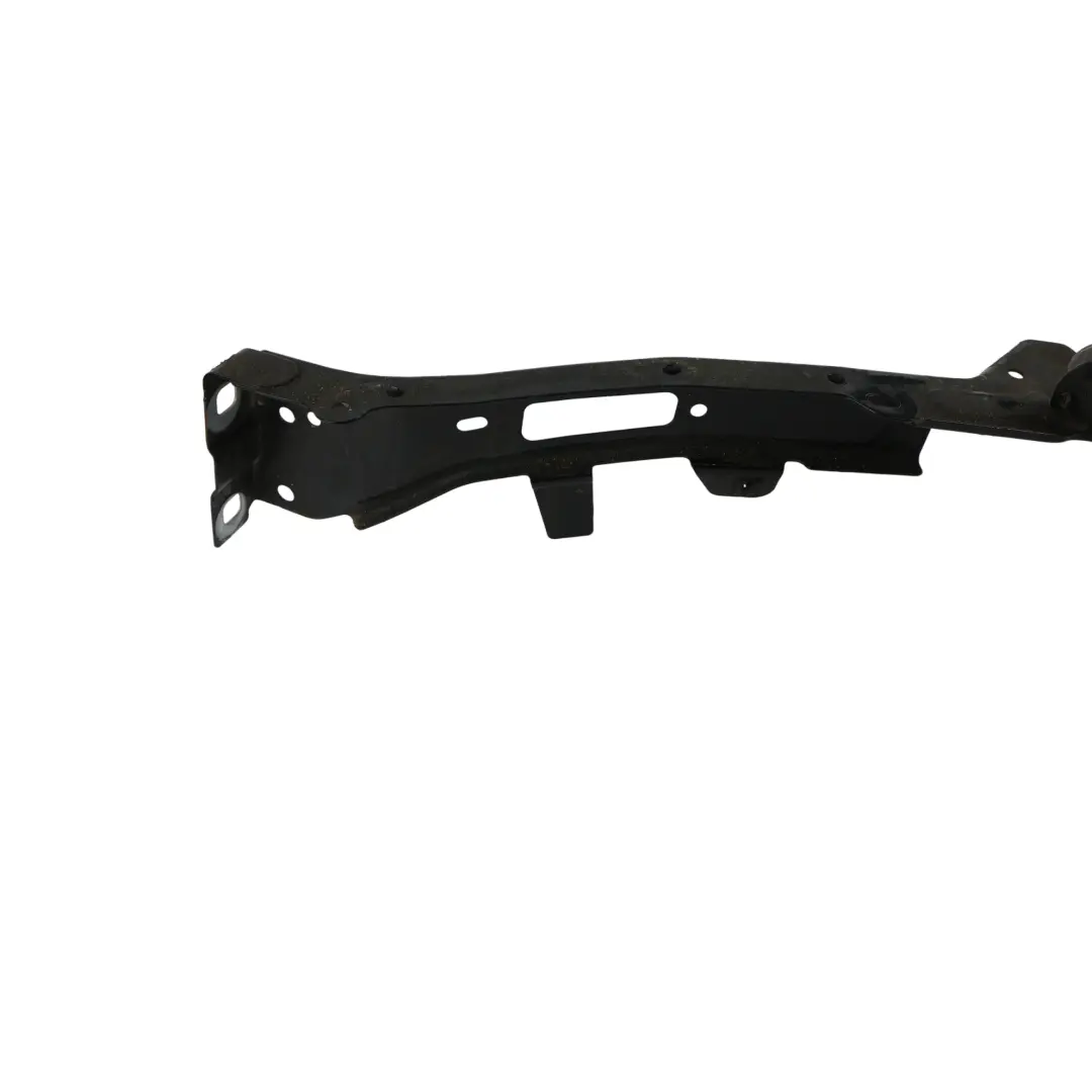 Wspornik Błotnika Przedni Prawy do Audi A5 F5 o numerze 8W6821132B Audi A5 F5 Wspornik Błotnika Przedni Prawy - SKU 8W6821132B-MYB - Numer Części 8W6821132B