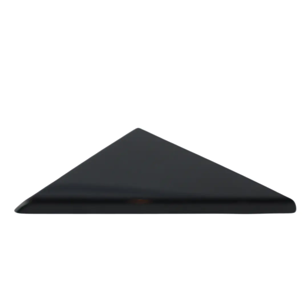 Cache Triangulaire D'Angle De Porte Avant Gauche pour Audi A5 F5 à propos du numéro de pièce 8W6837637A Audi A5 F5 Cache Triangulaire D'Angle De Porte Avant Gauche - SKU 8W6837637A - Numéro de pièce 8W6837637A