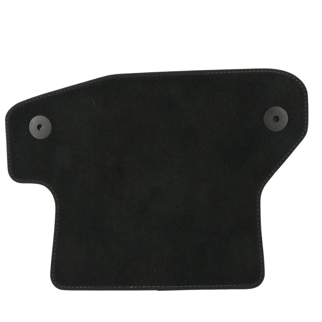 Tappetini Interni Neri Posteriori Sinistro Destro Set 8W6864450 per Audi A5 F5 con numero di parte 8W6864724 Audi A5 F5 Tappetini Interni Neri Posteriori Sinistro Destro Set 8W6864450 - SKU 8W6864724 - Numero di parte 8W6864724