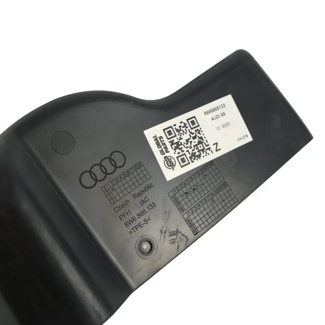 Audi S5 F5 RS5 F5 Cache Bas Porte Avant Gauche - SKU 8W6868133 - Numéro de pièce 8W6868133