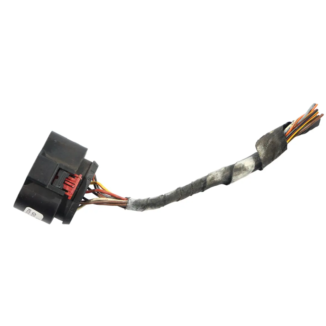 Wiązka Przewodów Wtyczka Lampy Przedniej Prawej do Audi A5 F5 o numerze 8W6941036F Audi A5 F5 Wiązka Przewodów Wtyczka Lampy Przedniej Prawej - SKU 8W6941036F-2 - Numer Części 8W6941036F