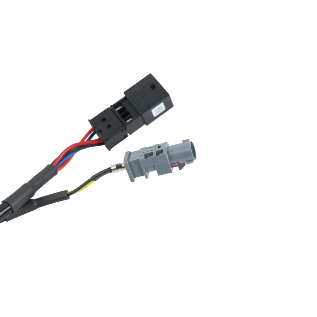 Maniglia Rilascio Portellone Telecamera Posteriore per Audi Q5 FY con numero di parte 8W8827566E Audi Q5 FY Maniglia Rilascio Portellone Telecamera Posteriore - SKU 8W8827566E-1 - Numero di parte 8W8827566E