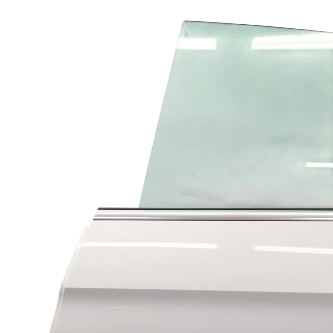 Sportback Puerta Trasera Izquierda Glacier White Pearl - S9R para Audi A5 F5 con número de pieza 8W8833051G Audi A5 F5 Sportback Puerta Trasera Izquierda Glacier White Pearl - S9R - SKU 8W8833051G-MGW - Número de pieza 8W8833051G