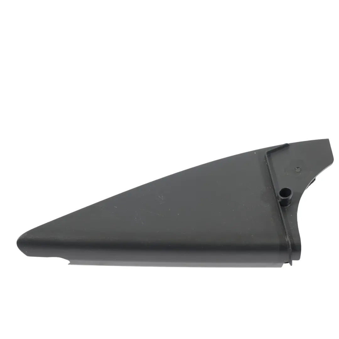 Cache Triangulaire Vitre Porte Arrière Droite pour Audi A1 8X à propos du numéro de pièce 8X4857570A Audi A1 8X Cache Triangulaire Vitre Porte Arrière Droite - SKU 8X4857570A - Numéro de pièce 8X4857570A