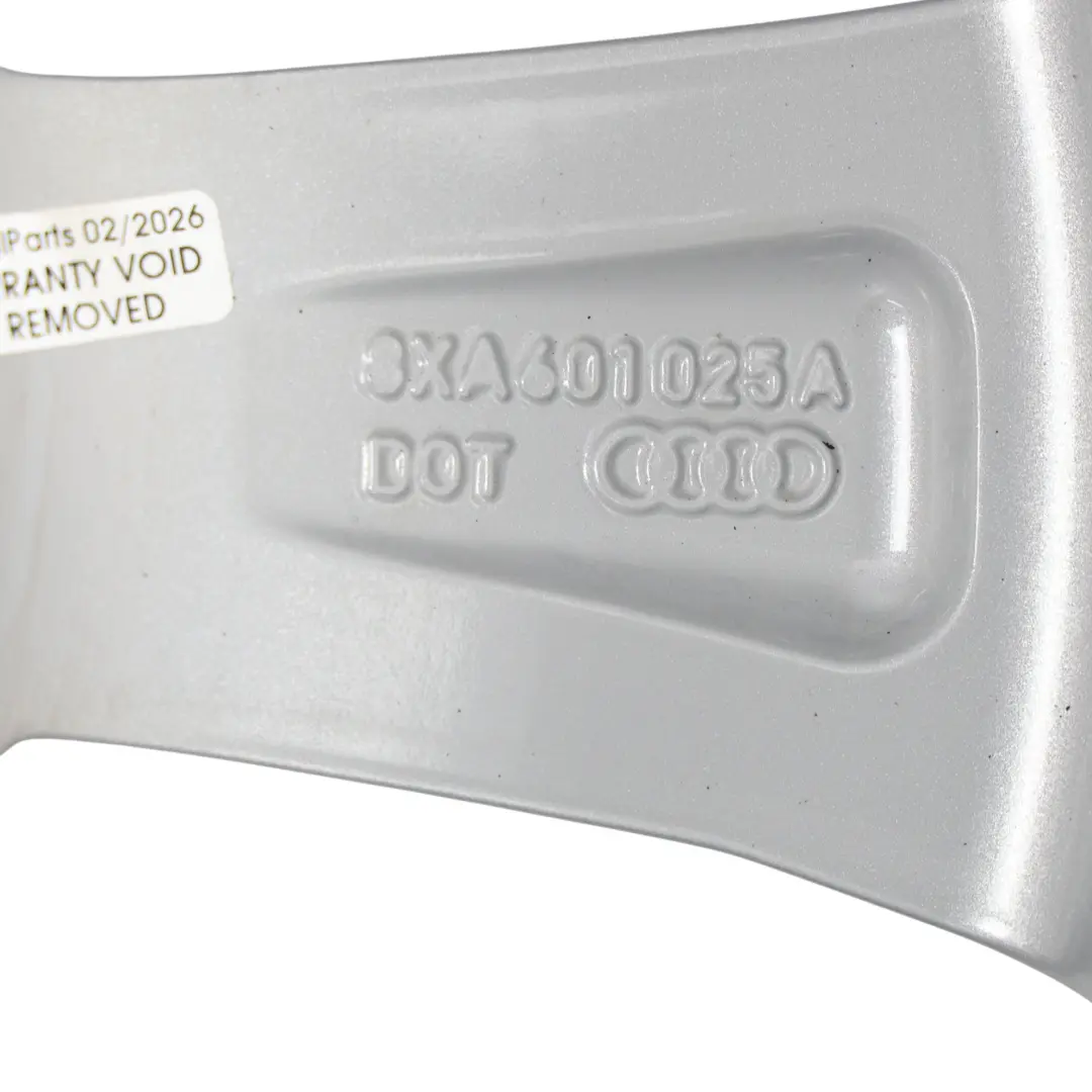 Srebrna Felga Aluminiowa 16" 7J ET:34 do Audi A1 8X o numerze 8XA601025A Audi A1 8X Srebrna Felga Aluminiowa 16" 7J ET:34 - SKU 8XA601025A-2 - Numer Części 8XA601025A