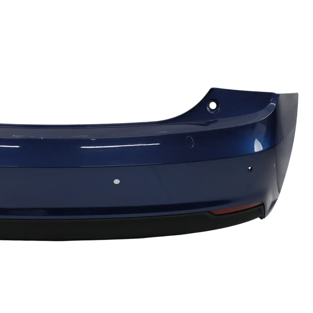 Tylny Zderzak S Line Scuba Blue Niebieski Metalik - X5Q do Audi A1 8X o numerze 8XA807067A Audi A1 8X Tylny Zderzak S Line Scuba Blue Niebieski Metalik - X5Q - SKU 8XA807067A-SCB - Numer Części 8XA807067A