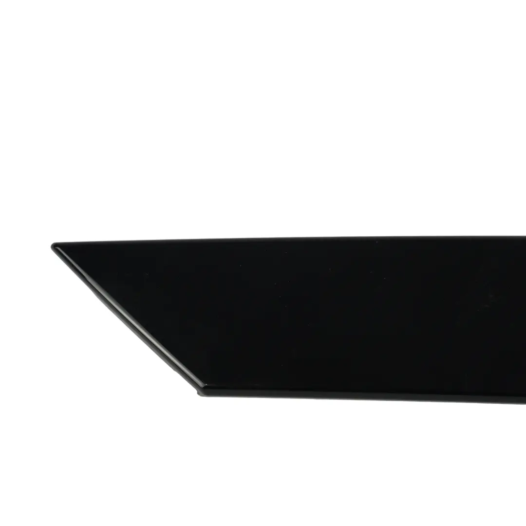 8Y Striscia Copertura Montante C Porta Posteriore Destra per Audi RS3 con numero di parte 8Y5839904A Audi RS3 8Y Striscia Copertura Montante C Porta Posteriore Destra - SKU 8Y5839904A - Numero di parte 8Y5839904A