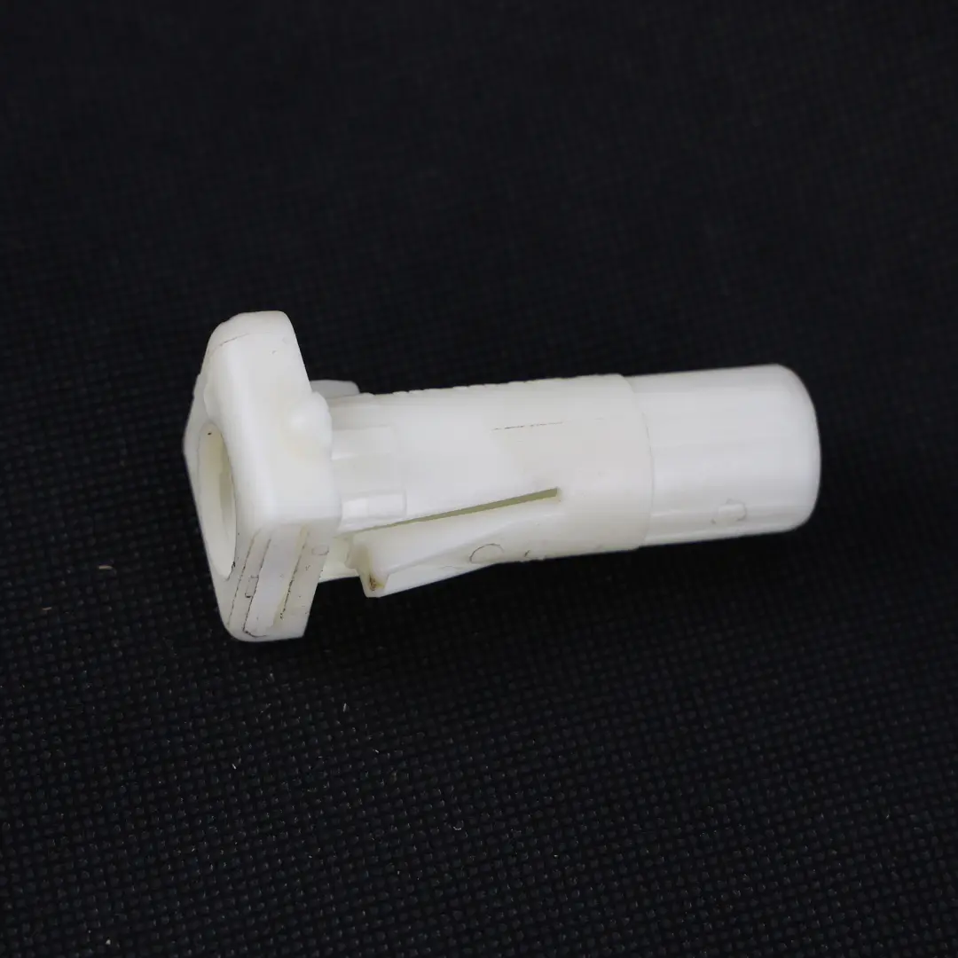 BMW E60 E61 E70 LCI F01 F07 F10 Front Seat Headrest Guide Left N/S - SKU 9155235 - Part number 9155235