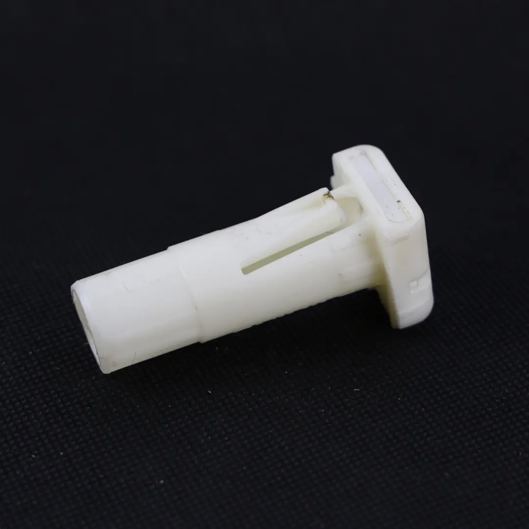 Front Seat Headrest Guide Right O/S to BMW E60 E61 E70 LCI F01 F07 F10 with Part number 9155236 BMW E60 E61 E70 LCI F01 F07 F10 Front Seat Headrest Guide Right O/S - SKU 9155236 - Part number 9155236