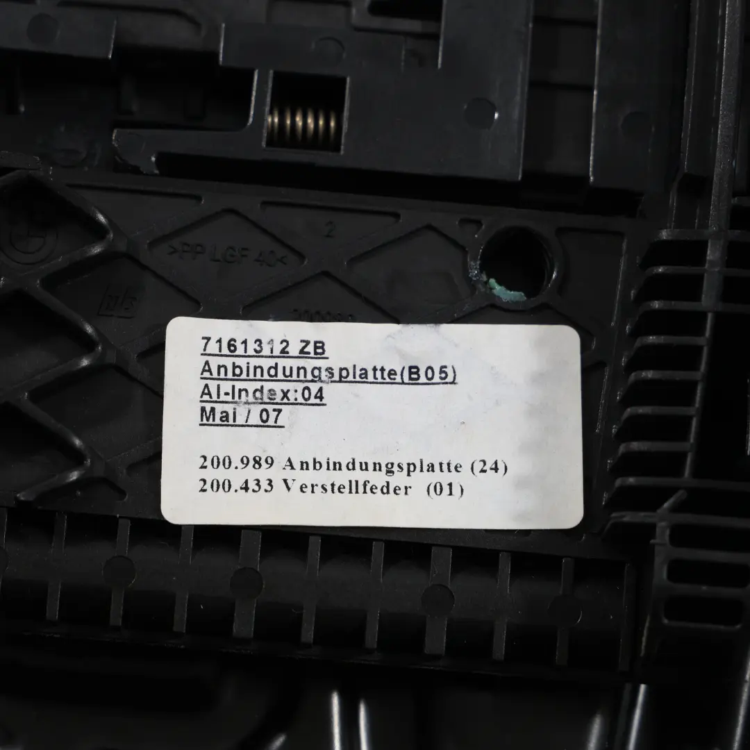 Front Seat Cover Thigh Support Left Right N/O/S to BMW E90 E91 with Part number 9155977 BMW E90 E91 Front Seat Cover Thigh Support Left Right N/O/S - SKU 9155977-1 - Part number 9155977