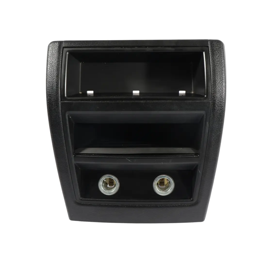 Schowek Osłona Tunelu Tylny Czarny do BMW X5 F15 X6 F16 o numerze 9252006 BMW X5 F15 X6 F16 Schowek Osłona Tunelu Tylny Czarny - SKU 9252006 - Numer Części 9252006