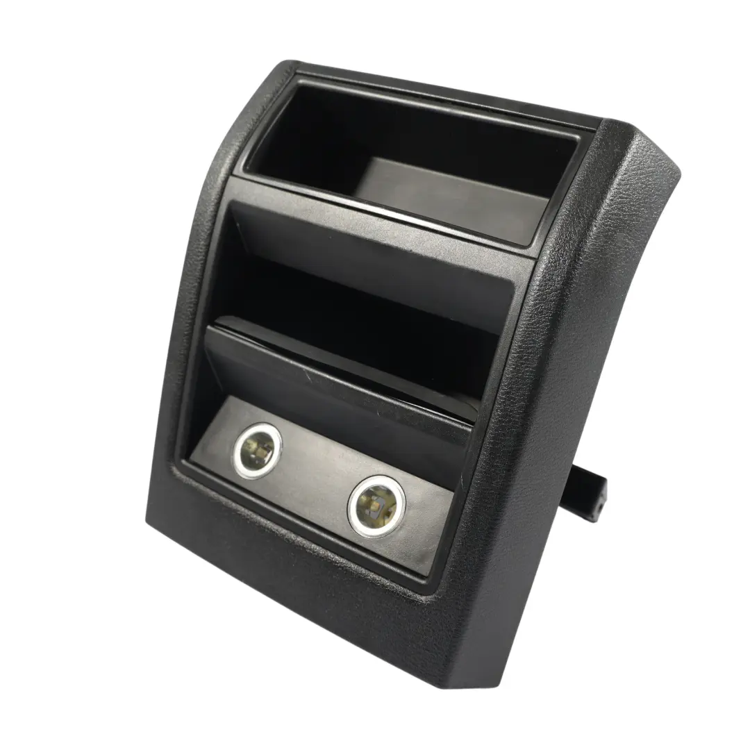 Bandeja Embellecedora Consola Trasera Compartimento Negro para BMW X5 F15 con número de pieza 9252006 BMW X5 F15 Bandeja Embellecedora Consola Trasera Compartimento Negro - SKU 9252006 - Número de pieza 9252006