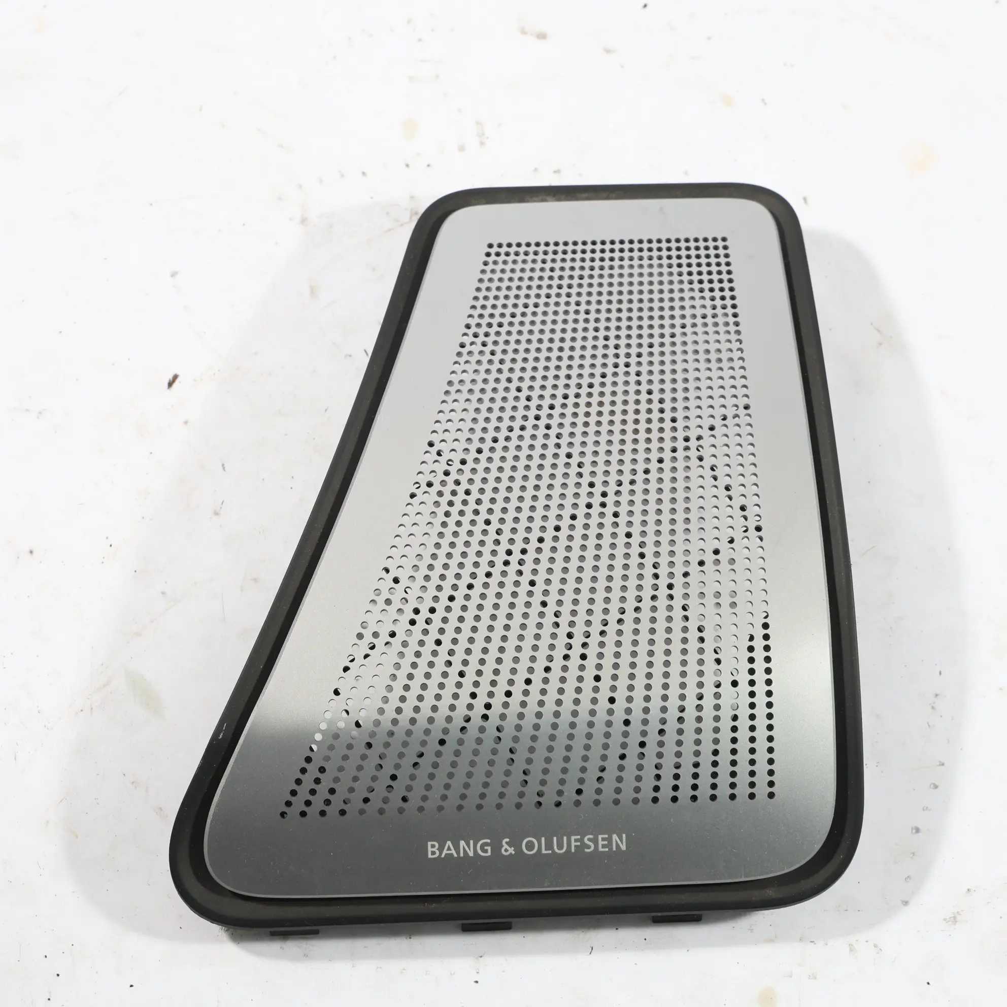 BMW F10 Cache Haut-Parleur Plage Arrière Droite Bang & Olufsen 9276542