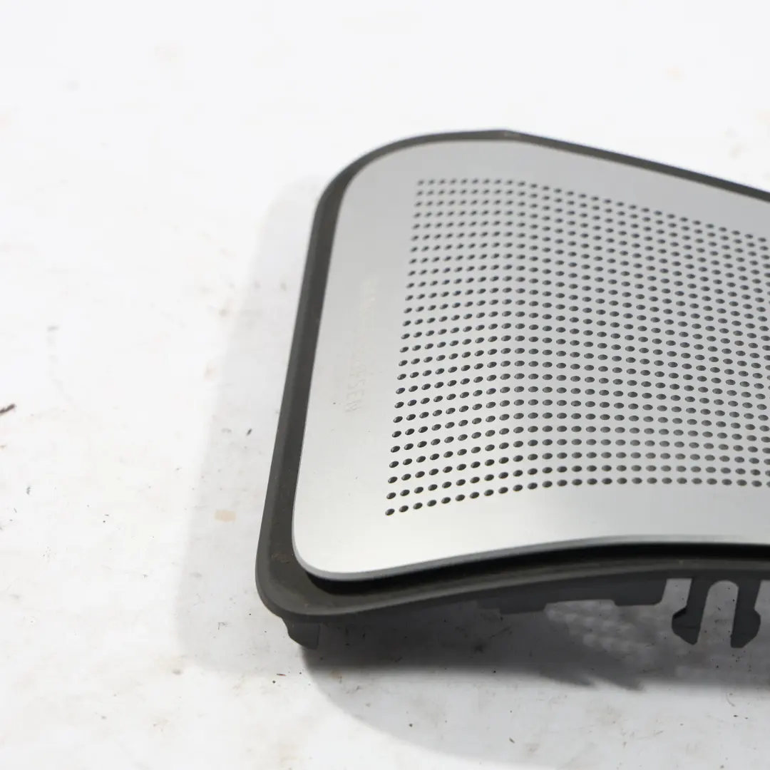 BMW F10 Hintere Paketablage Lautsprecher Abdeckung Bang&Olufsen Rechts - SKU 9276542 - Teilenummer 9276542
