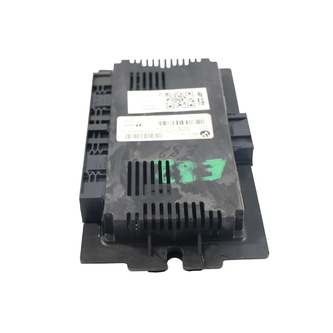 Módulo Control Luz ECU MAX Kuester FRM3R PL2 para BMW E82 con número de pieza 9308364 BMW E82 Módulo Control Luz ECU MAX Kuester FRM3R PL2 - SKU 9308364-1 - Número de pieza 9308364