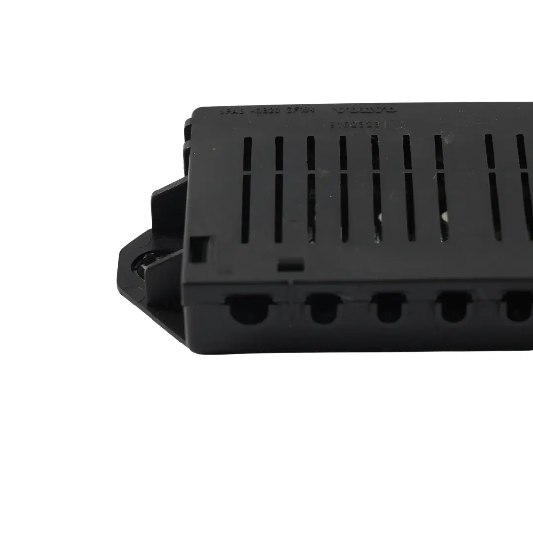 Batterie Stromverteilung Sicherungskasten für Land Rover Range Rover L322 mit Teilenummer 9441776 Land Rover Range Rover L322 Batterie Stromverteilung Sicherungskasten - SKU 9441776 - Teilenummer 9441776