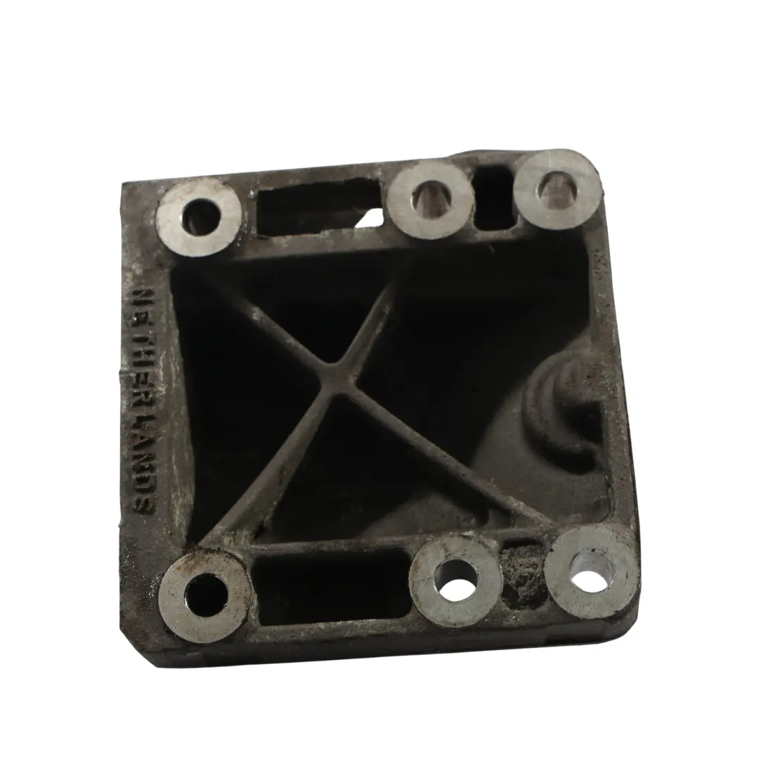 Porsche Cayenne 9PA Support Moteur 4.5 V8 48.50 Moteur 9481152012R - SKU 94811520103 - Numéro de pièce 94811520103