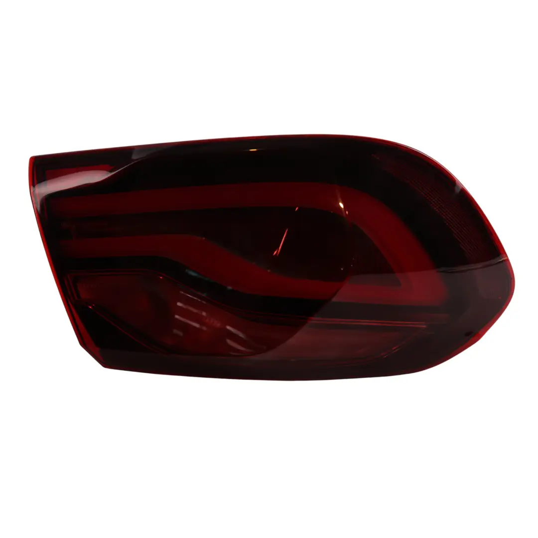 Feu Arrière Gauche Avec Black Line pour BMW F32 F33 F36 F82 F83 à propos du numéro de pièce 9491575 BMW F32 F33 F36 F82 F83 Feu Arrière Gauche Avec Black Line - SKU 9491575 - Numéro de pièce 9491575