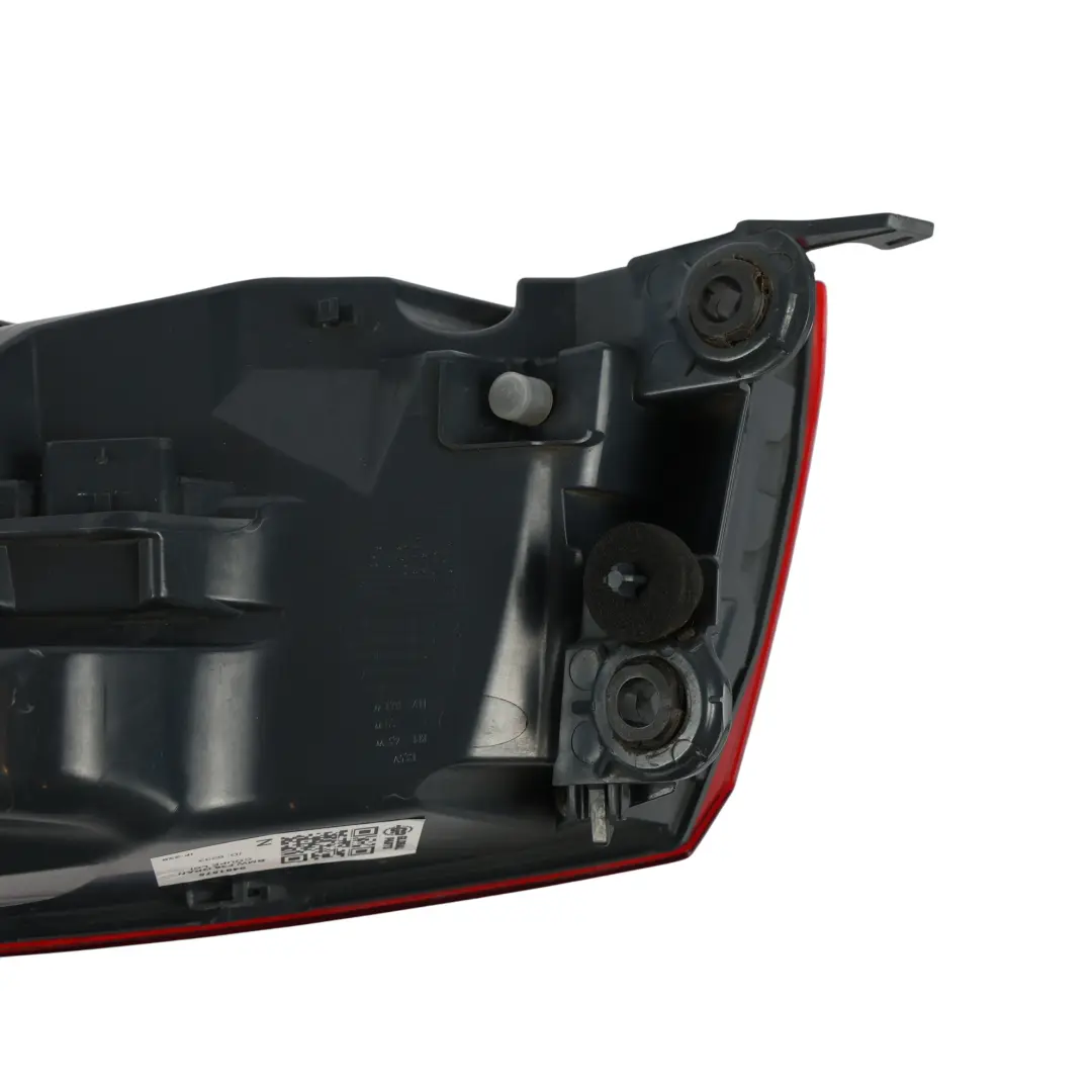Tail Light Lamp Black Line Left N/S to BMW F32 F33 F36 F82 F83 Rear with Part number 9491575 BMW F32 F33 F36 F82 F83 Rear Tail Light Lamp Black Line Left N/S - SKU 9491575 - Part number 9491575